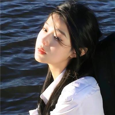 船上没有桅杆